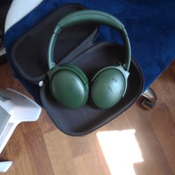 Bose Headphones, Quiet Comfort, Green 