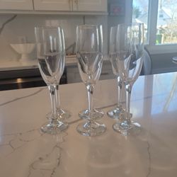 Set Of 11 Champagne Flutes Pottery Barn. 