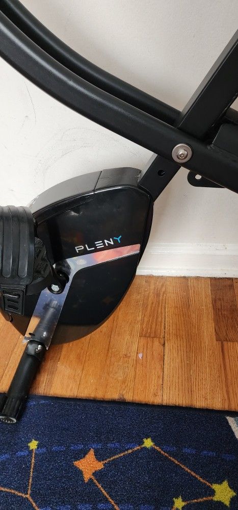 PLENY