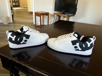 Court Graffik DCs - Worn only 1 Time