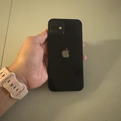 iPhone 12 128gb (unlocked)