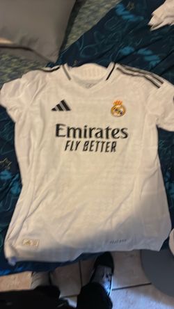 Dani Carvajal it’s from Spain