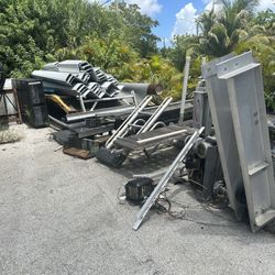 Boat Lifts 