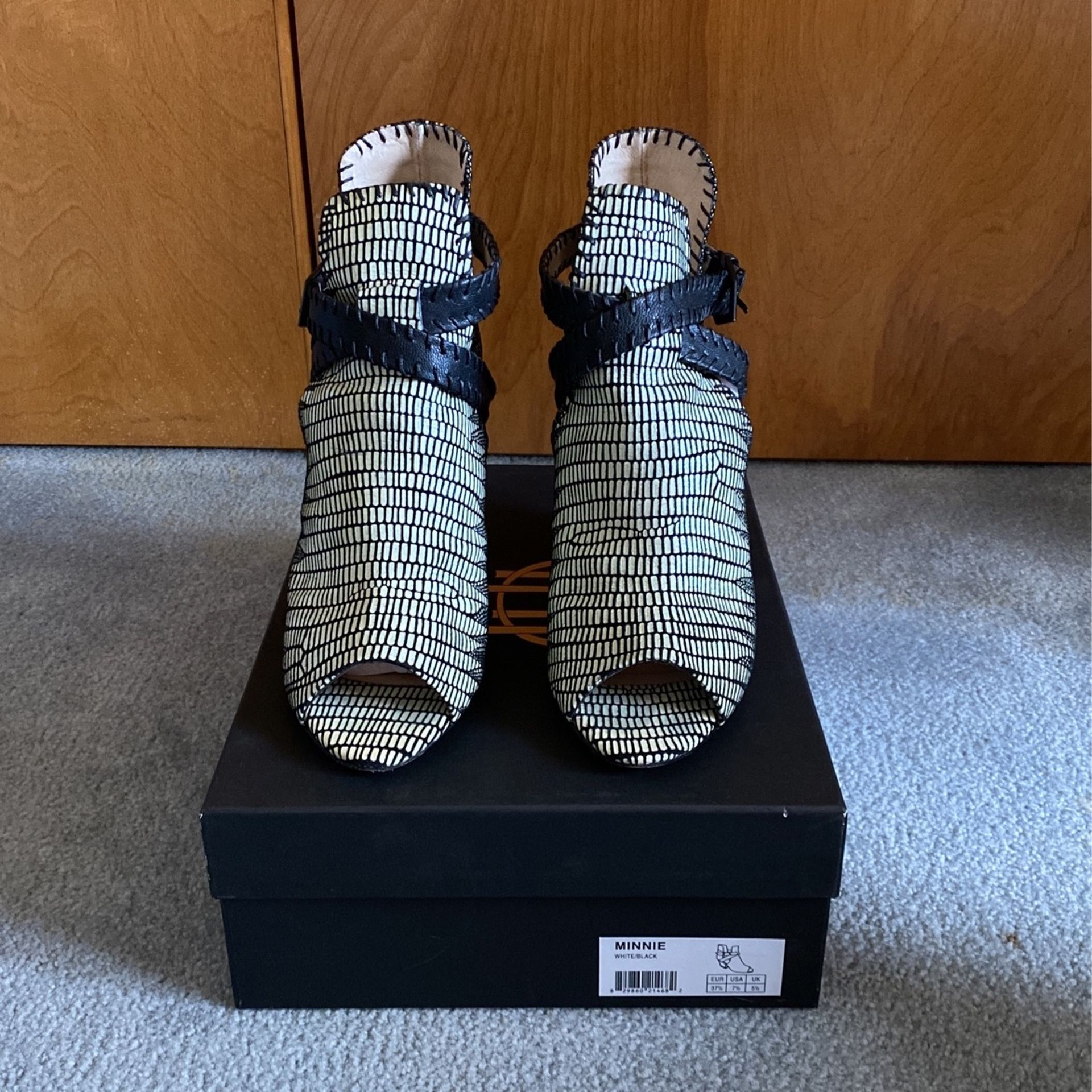 House Of Harlow Booties