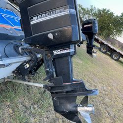 Mercury 100 Boat Motor 