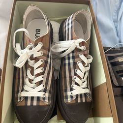 Burberry shoes size 12
