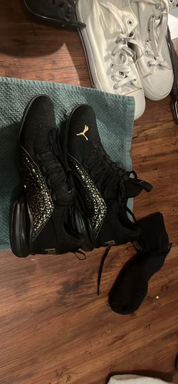 Women’s puma shoes
