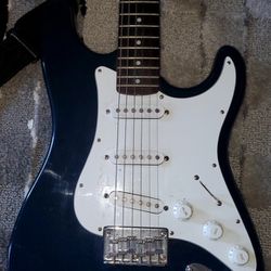 Squire Buĺlet Electric Guitar