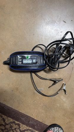 Cen-Tech battery charger/maintainer