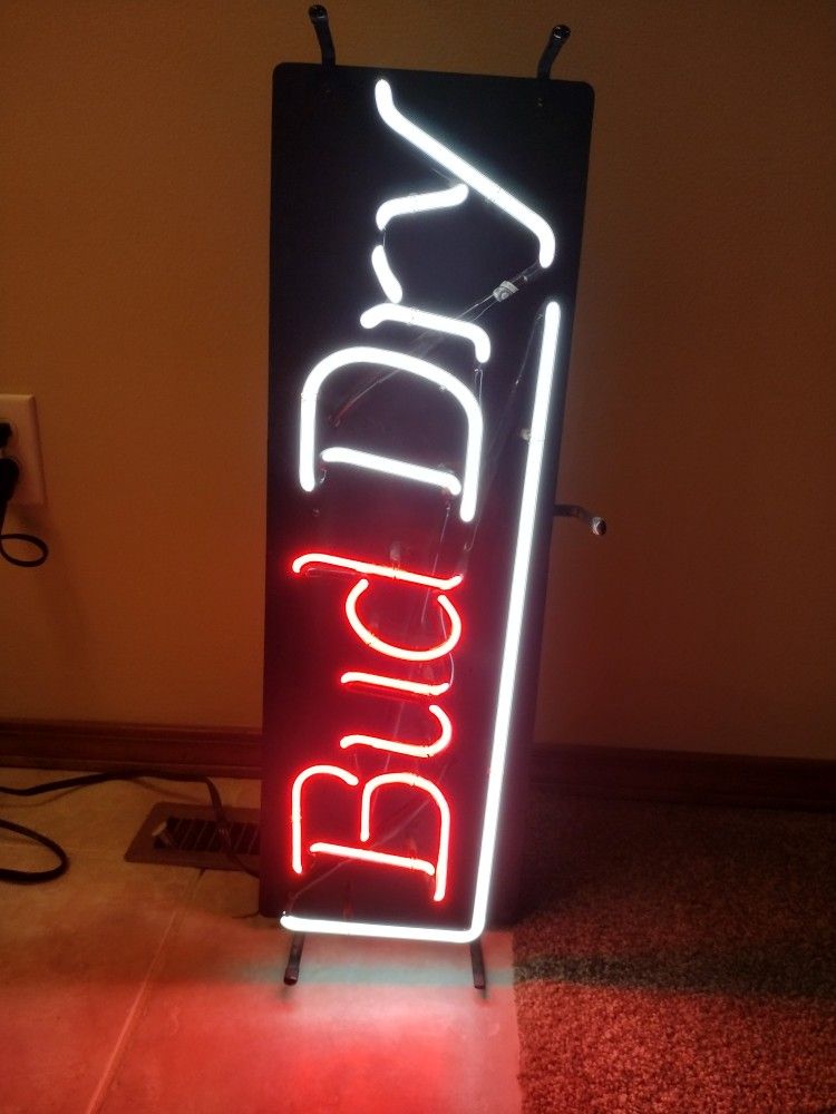 Bud Dry Neon