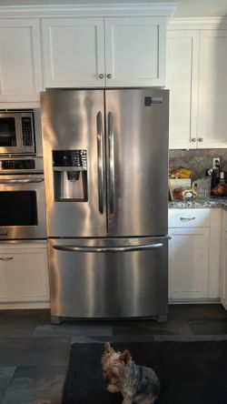 Frigidaire refrigerator and freezer