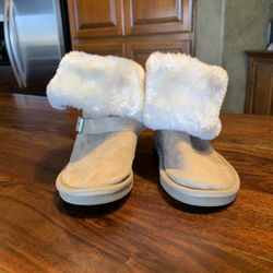 New Justice Little Girls Furry Boots Size 1