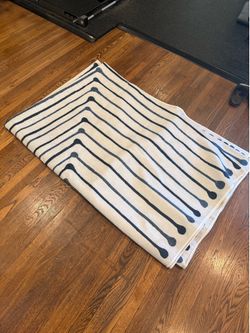 9x12ft Ruggable Rug, Brand New