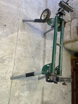 Saw stand