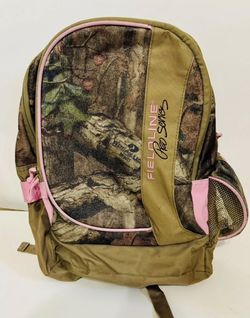 Women’s Realtree Fieldline Pro Series Backpack Camouflage With Light Pink Trim