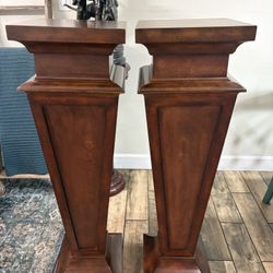 Ethan Allen Pedestal Pair