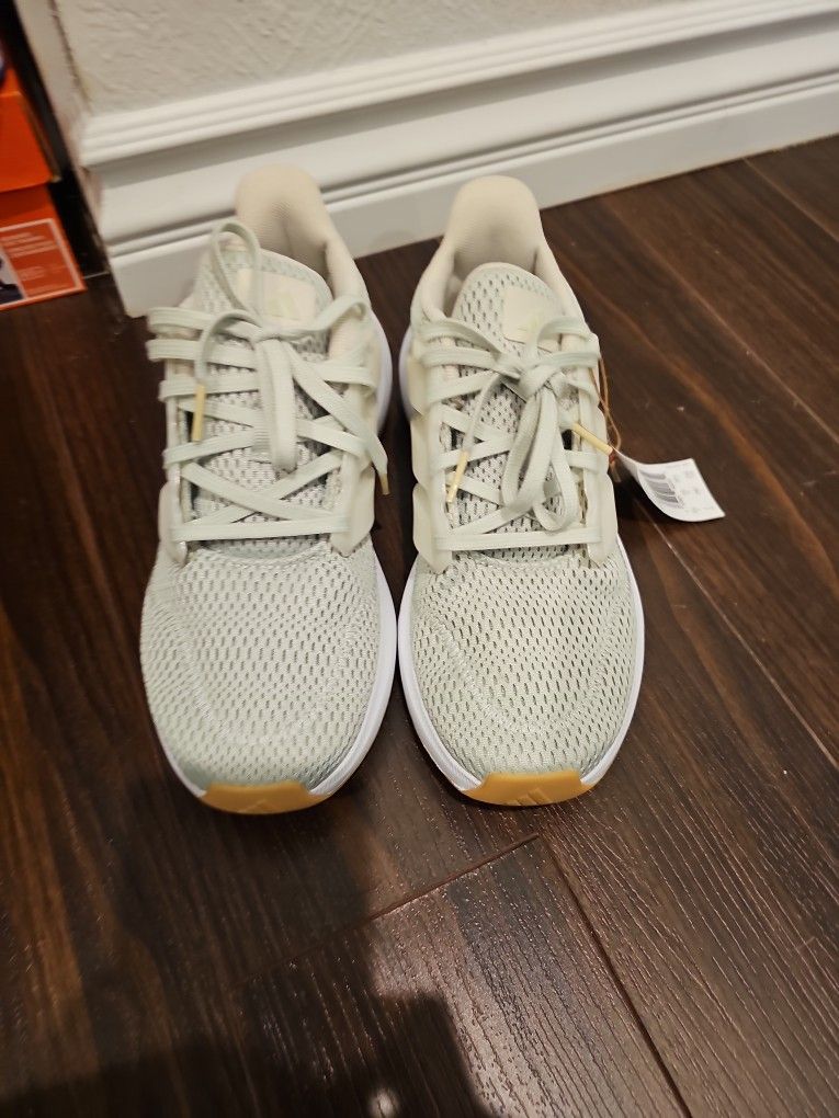 Adidas Ultimashow 2.0 Women's Running Shoes