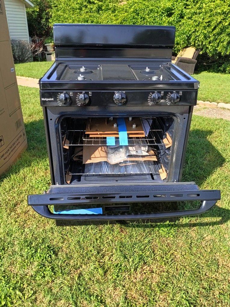 Gas Stove And Refrigerator and Microwave