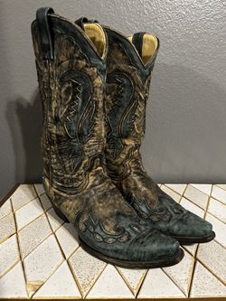 Corral Boots M10.5