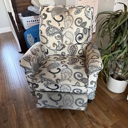 2 used Recliners   FREE