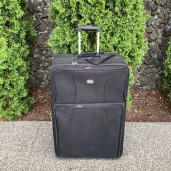 American Tourist Large Black Luggage