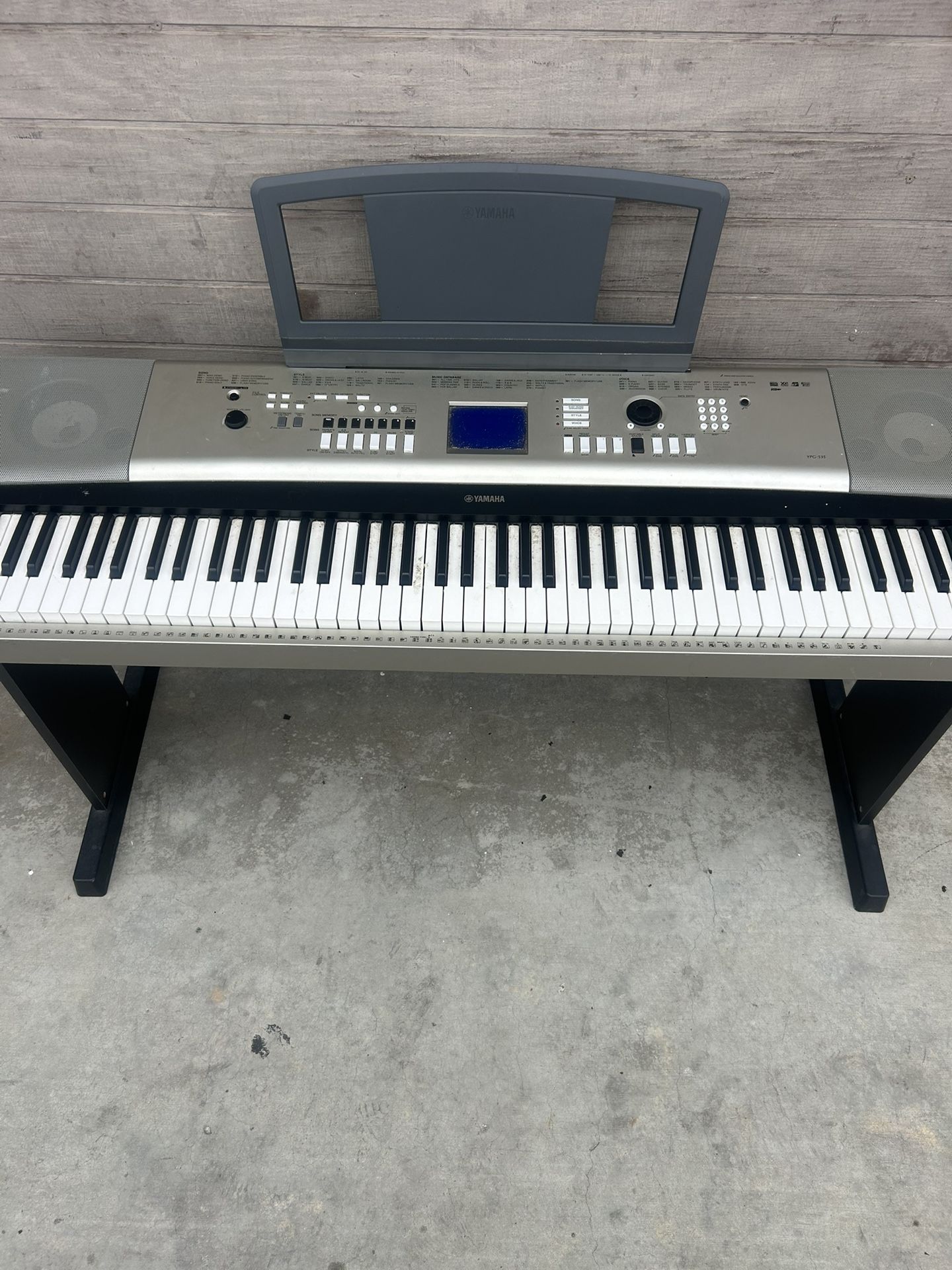 Yamaha Piano