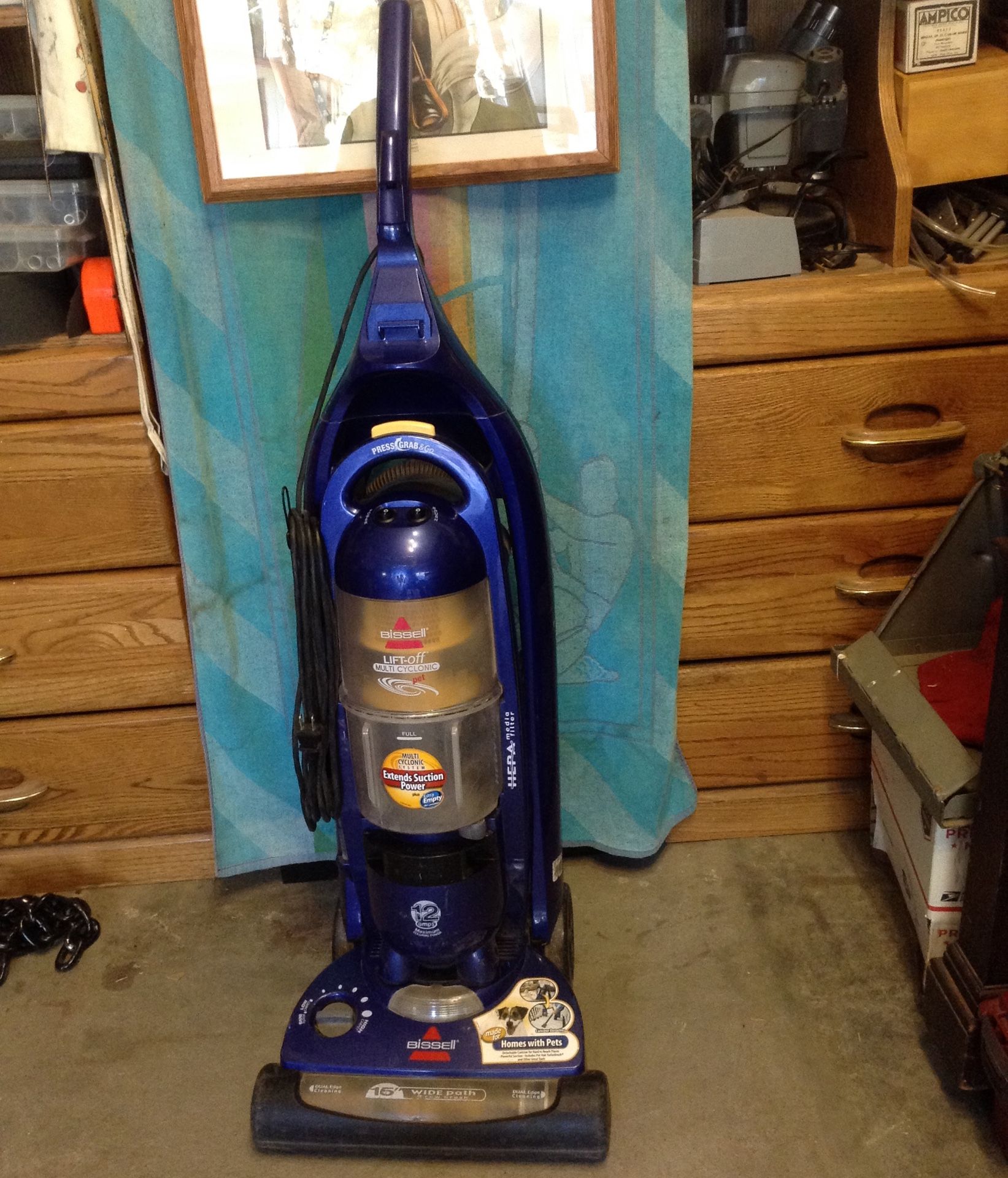 Bissell vacuume cyclone power cleaner