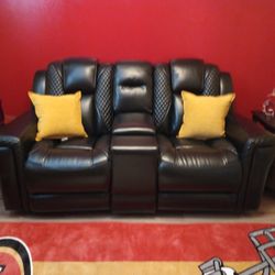 Leather Twin Rocker Recliner With  Middle Console