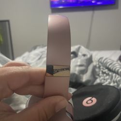 Beat Wireless Headphones 