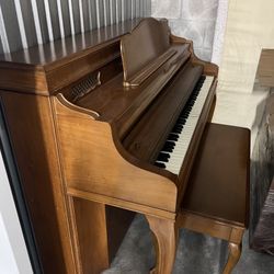 Steinway Upright Console Piano w/ Bench 