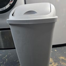 Garbage  Can 
