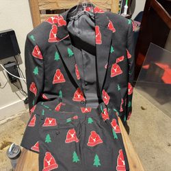 Free Christmas Suit