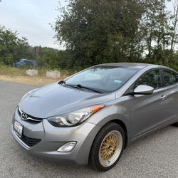 2013 HYUNDAI ELANTRA GLS