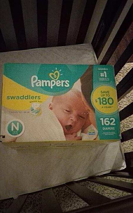 Newborn Pampers...162 count...sealed box