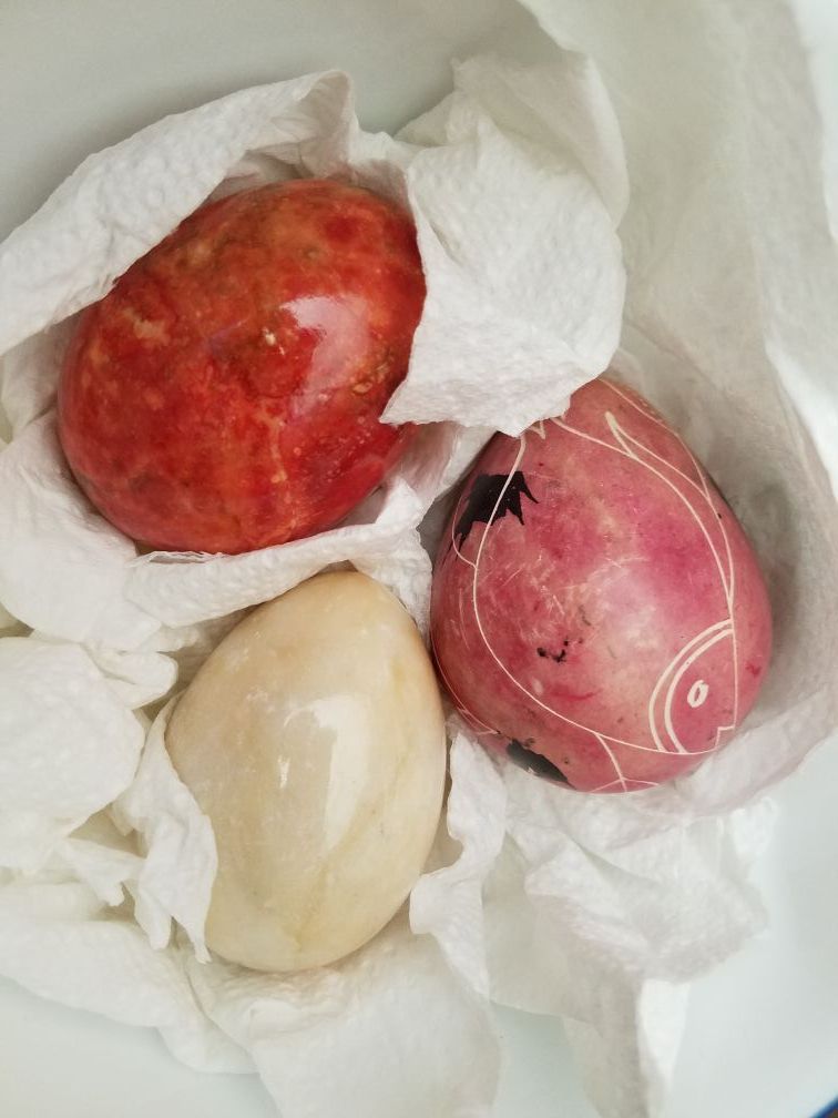 Marble eggs