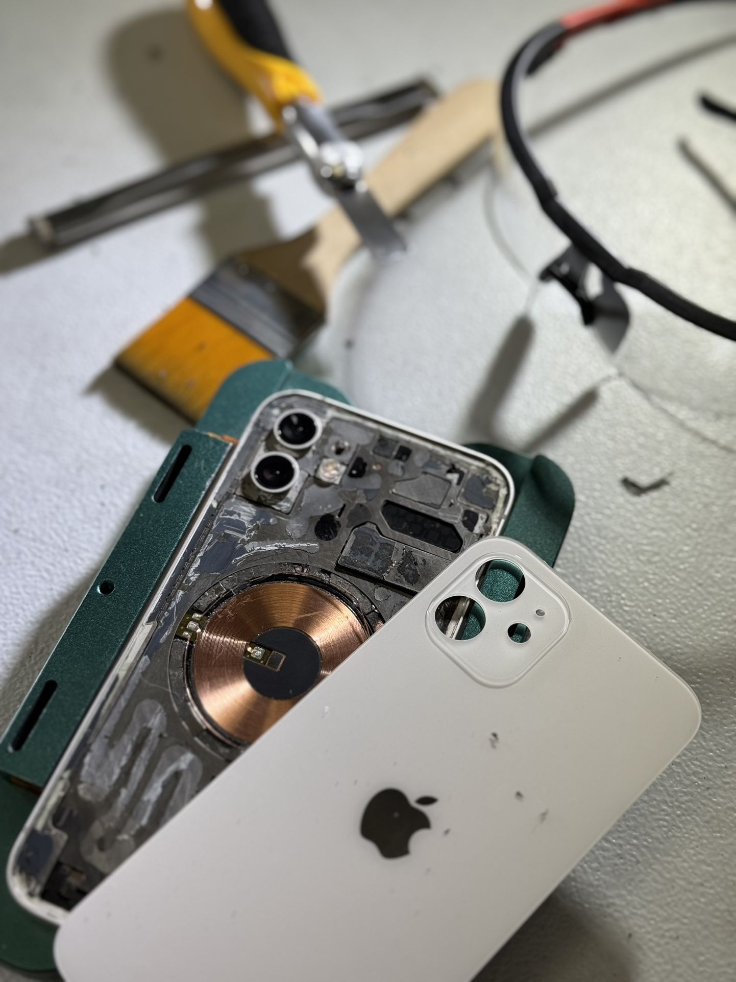 Apple iPhone Back Glass Replacement Prices Start At $40-$120