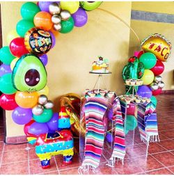 Mexican Table Runner - Serape Zarape Fiesta Tablecloth  for Cinco de Mayo Party Decorations - Hand Woven Cotton Fringe - Outdoor Wedding & Taco Tuesda