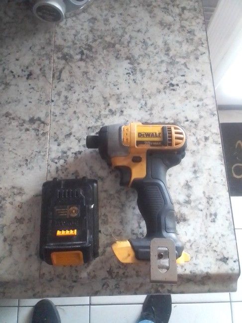 DeWalt Impact Driver w/ Battery