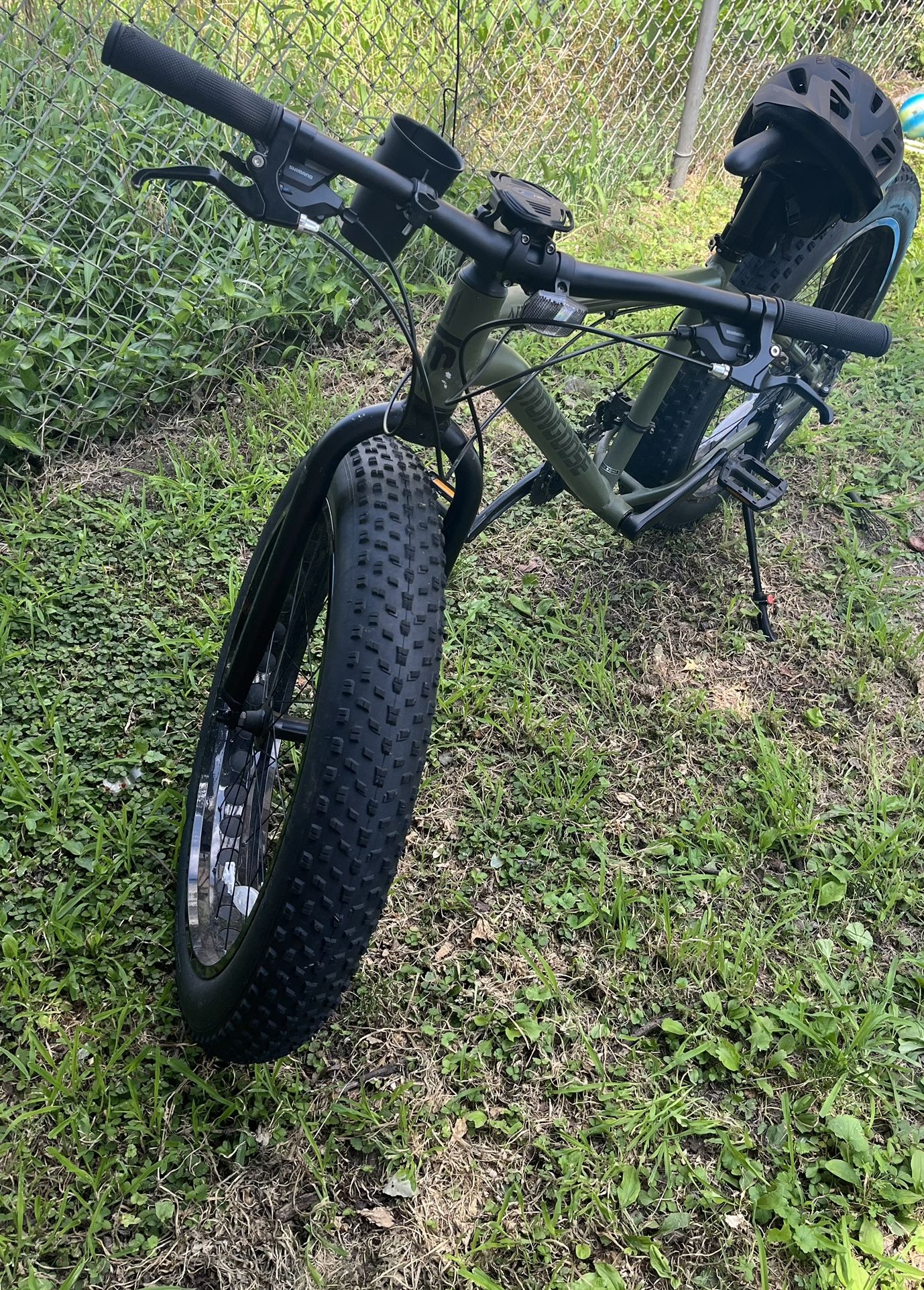 Mongoose Argus Trail Adult Fat Tire Bike 26 Inch Wheels