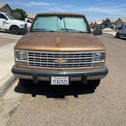1988 Chevy Cheyenne Clean Title 140k Miles 454 Engine 3500 Heavy Duty
