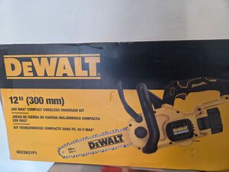 NEW DeWalt 20V MAX 12 Chainsaw Kit - 5Ah Battery + Charger - Sealed