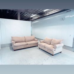 Nice Comfy Beige Sofa Couch 
