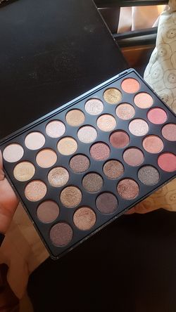 Morphe eyeshadows