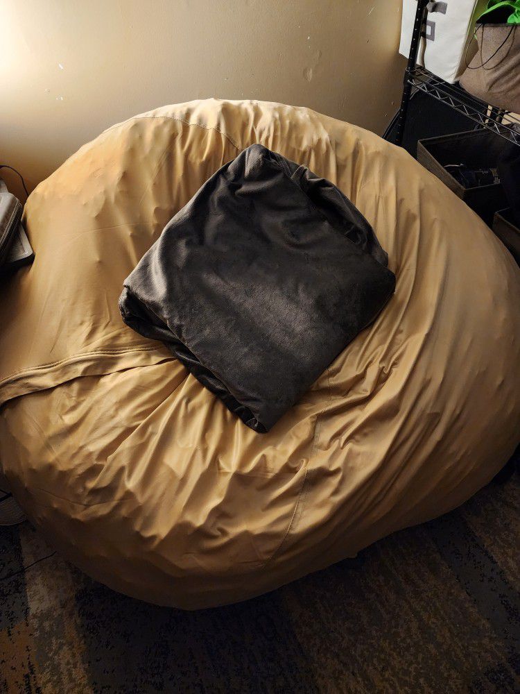 Oversized Bean Bag Chair. 5ft. Barely Used. New Microsuede Cover