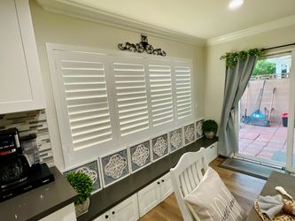 Wood Shutters (FREE ESTIMATES & SAME DAY PRICING)- Plantation, Custom, Interior, Window Treatments/Coverings. Persianas de Madera. Se Habla Espanol.