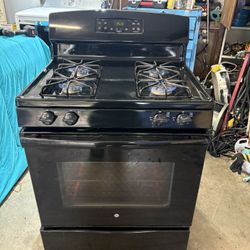 GE CLASSIC GAS STOVE  BLACK EVERYTHING WORKING ESTUFA DE GAS MUY BUENA
