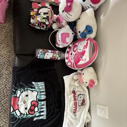 Hello Kitty Collecting 