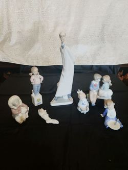 Lot of 7 Vintage Lladros and NAO Porcelain Figures - Mint Condition