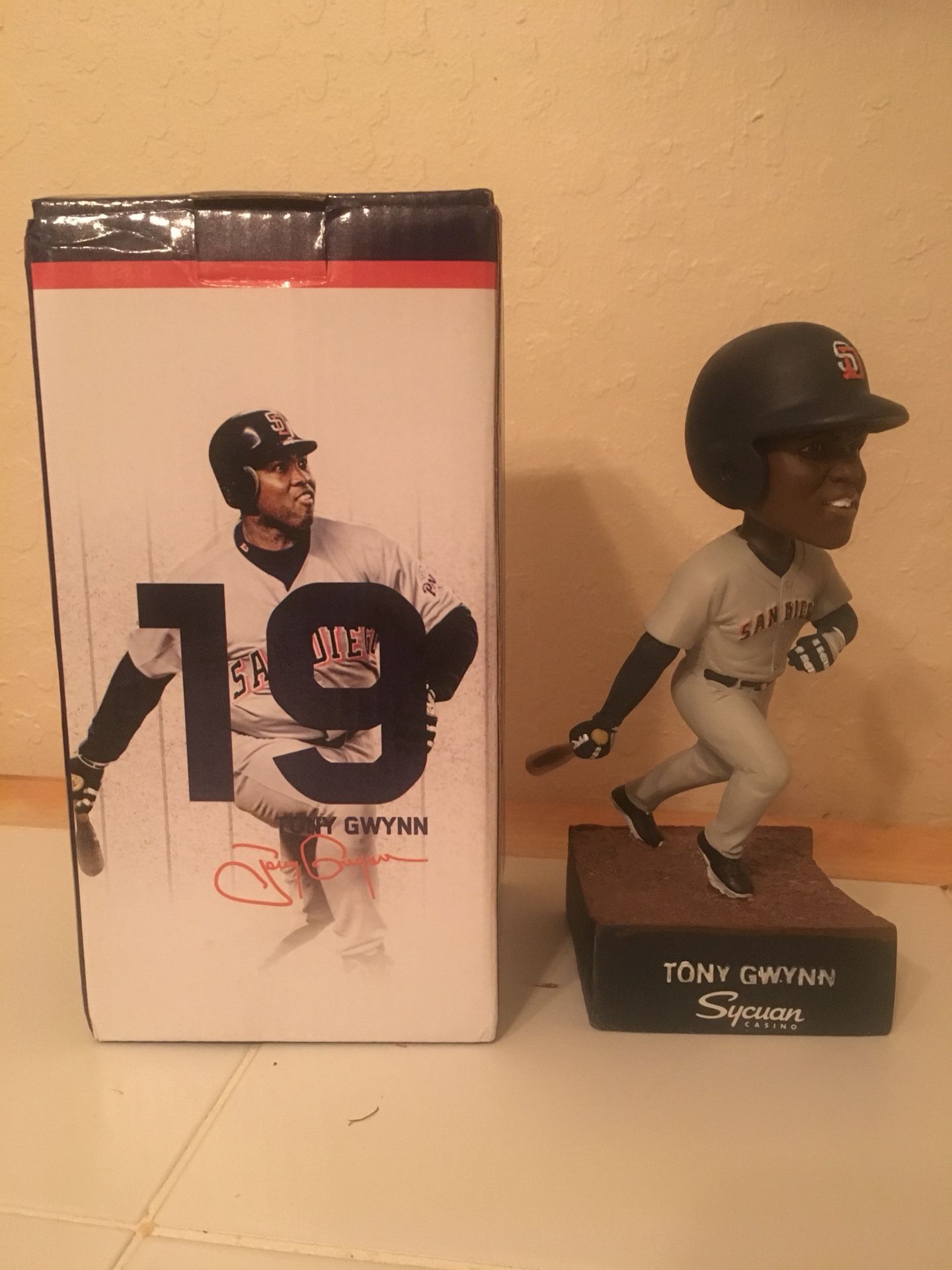 Tony Gwynn Bobblehead