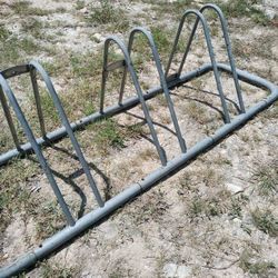 3 stall adjustable bicycle rack